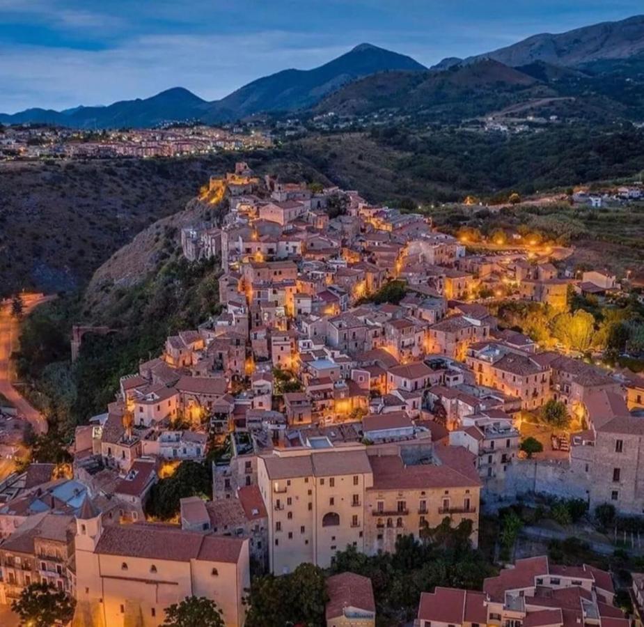 Casa Maria Apartment Scalea Bagian luar foto